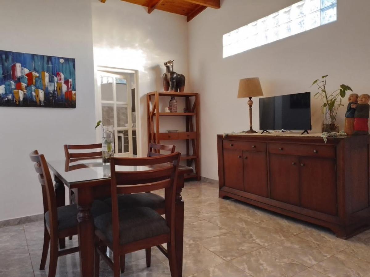 Bonpland Departamentos Apartment ปูแอร์โตอีกวาซู ภายนอก รูปภาพ